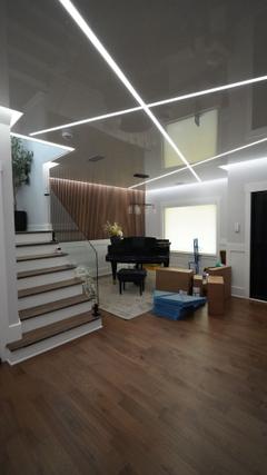 Glossy White Stretch Ceiling With LEDS